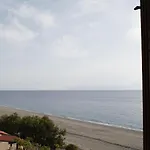 Apartamento Paradiso In Riva Al Mare Belmonte Calabro