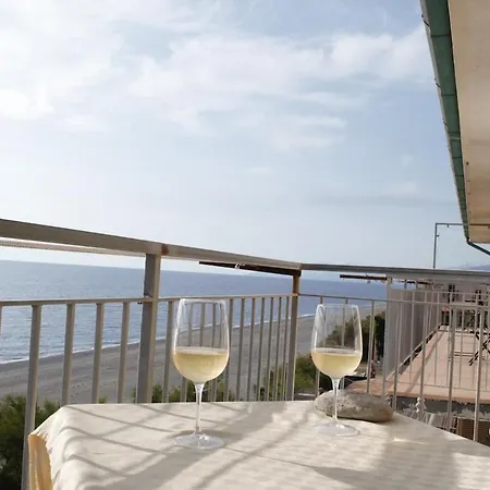 Appartamento Paradiso In Riva Al Mare