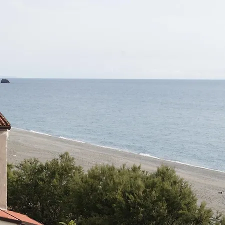 Appartamento Paradiso In Riva Al Mare Belmonte Calabro