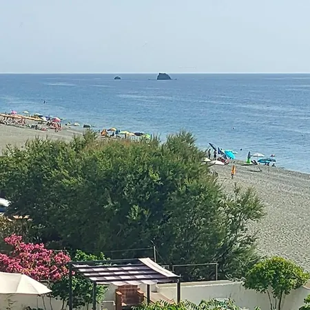 Paradiso In Riva Al Mare Belmonte Calabro