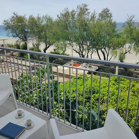 Paradiso In Riva Al Mare Belmonte Calabro