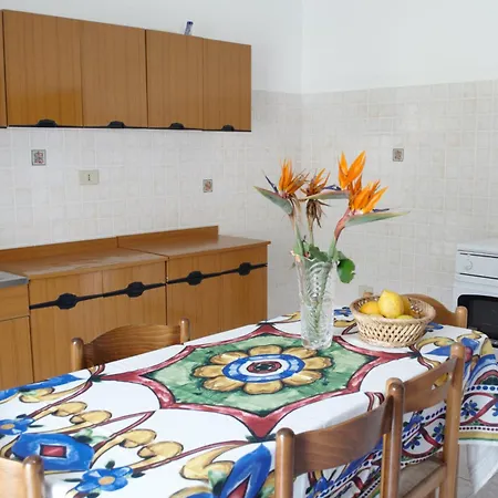 Paradiso In Riva Al Mare Apartment