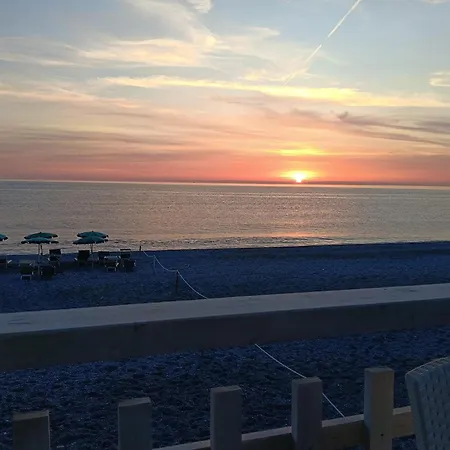 Paradiso In Riva Al Mare Apartment Belmonte Calabro