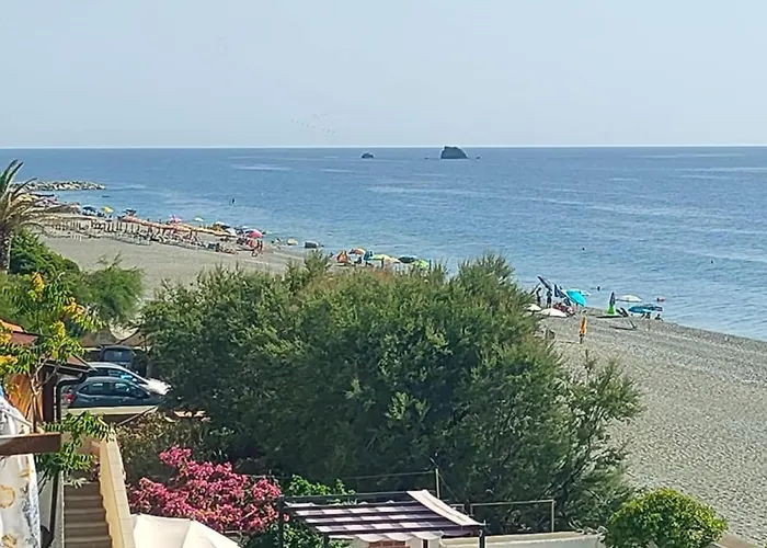 Paradiso In Riva Al Mare *